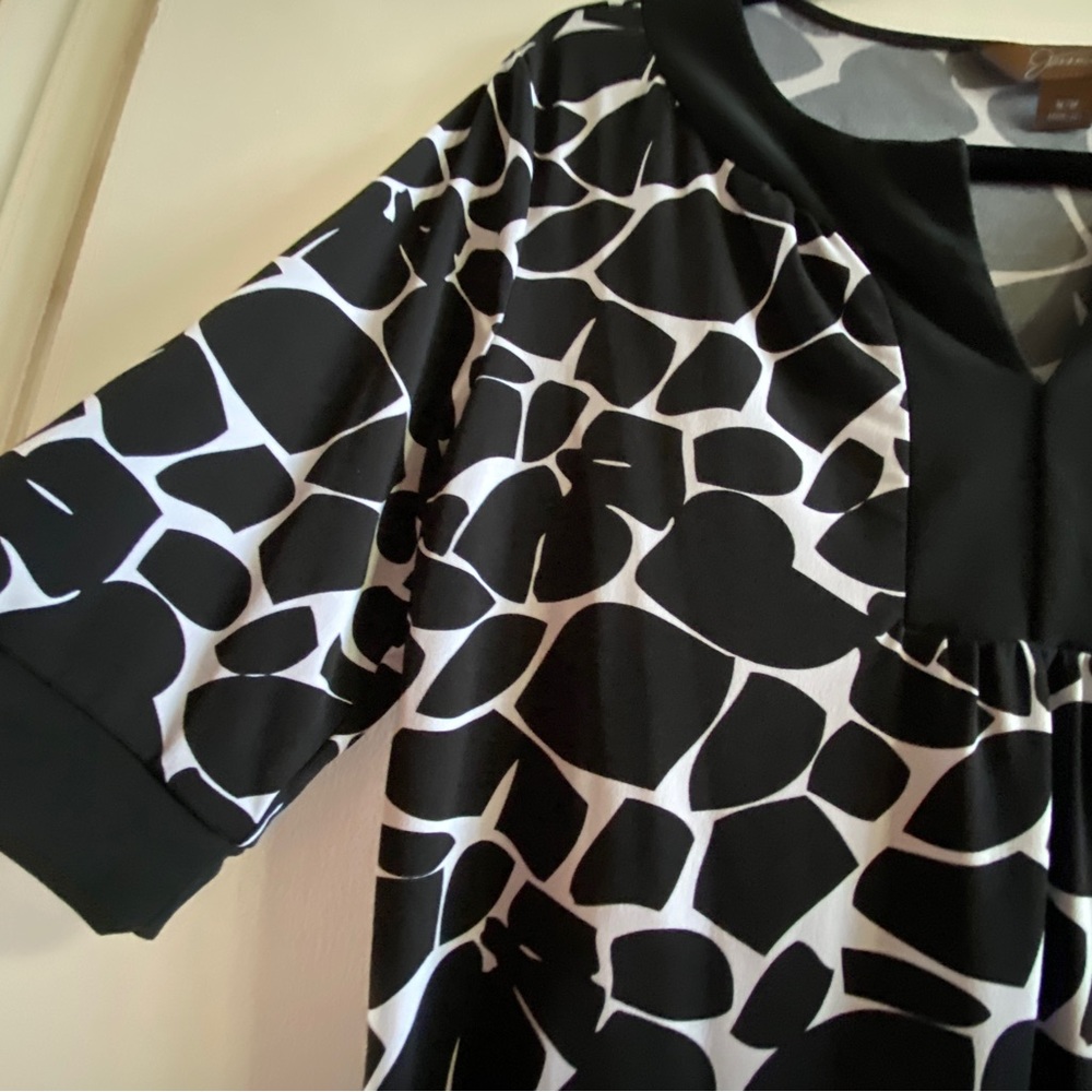 Leopard top - Picture 3 of 4